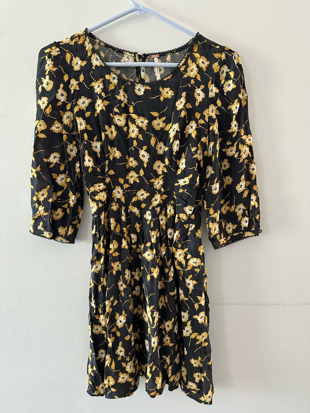 Free People Dress Women’s 0 Black Yellow Floral Mini Bohemian Feminine Boho